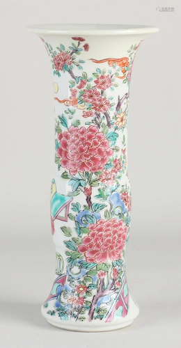 19th century Chinese porcelain Family Rose vase with