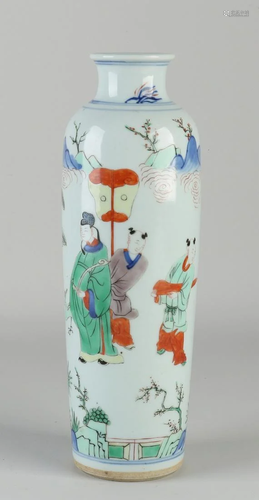 Chinese porcelain Familie Verte vase with figures in a