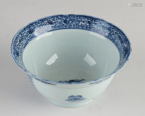 Chinese porcelain bowl with garden/butterfly/pagoda