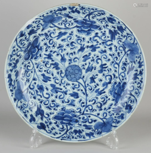 Large 17th - 18th century Chinese porcelain Kang Xi