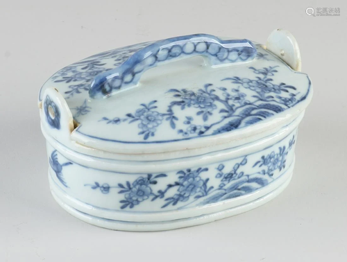 Chinese porcelain Cheng Lung butter dish with garden