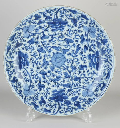 Large 17th - 18th century Chinese porcelain Kang Xi