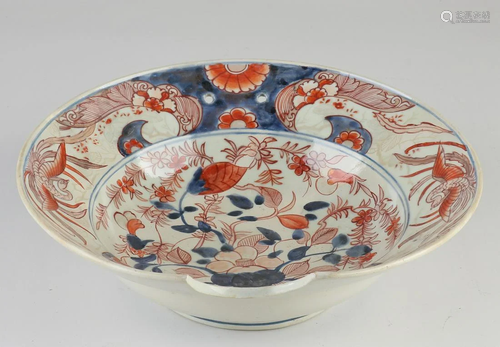 Restored 18th century Chinese porcelain Imari shaving