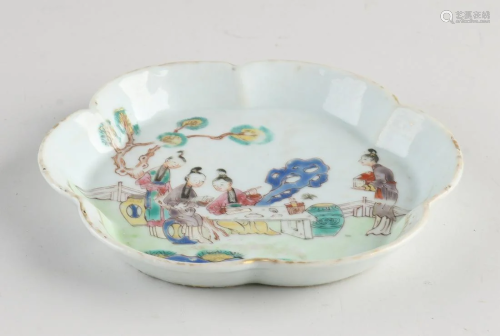 18th century Chinese porcelain Family Rose pattipan