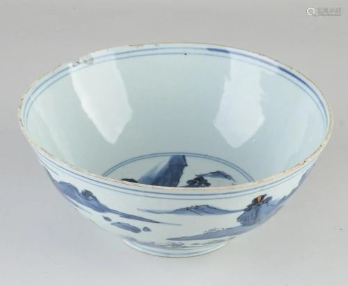 Large 16th century Chinese porcelain Ming bowl with