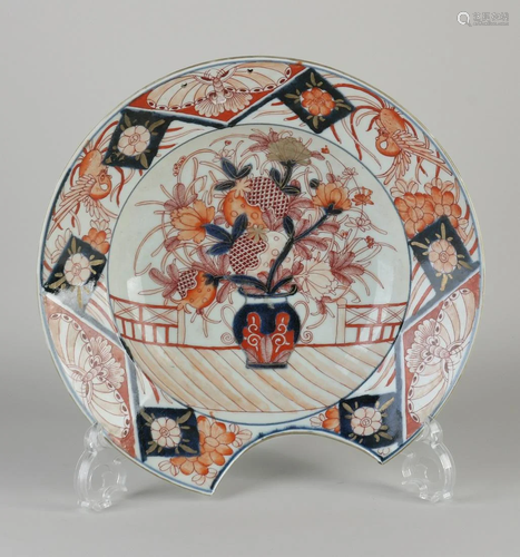 19th century Japanese Imari porcelain shaving basin