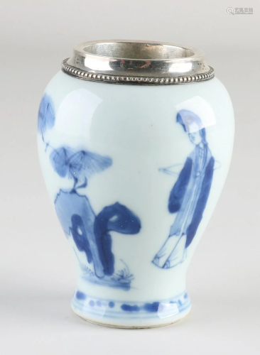 17th-18th century Chinese porcelain Kang Xi tea caddy