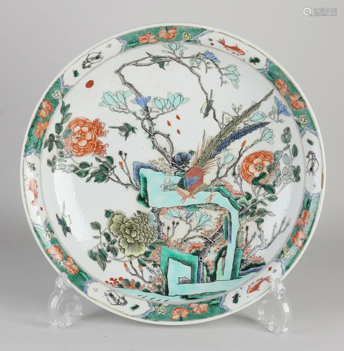 Large Chinese porcelain Family Verte dish with