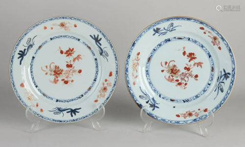 Two 18th century Chinese porcelain plates with floral