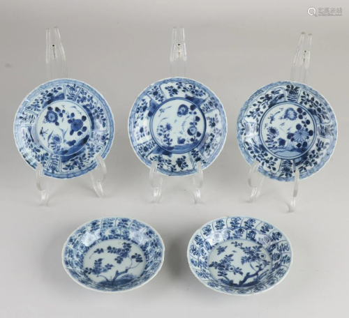 Five 18th century Chinese porcelain dishes with