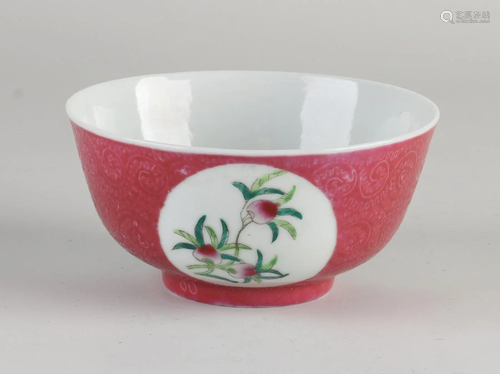 Chinese porcelain Family Rose bowl with peach decor +