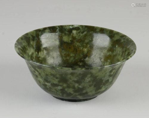 Antique Chinese thin jade bowl. Dimensions