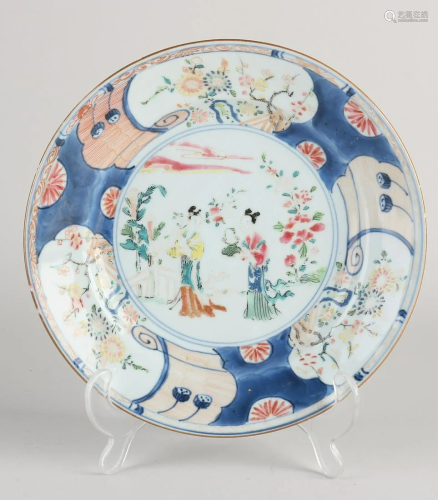 Chinese porcelain plate with Family Rose/geishas in