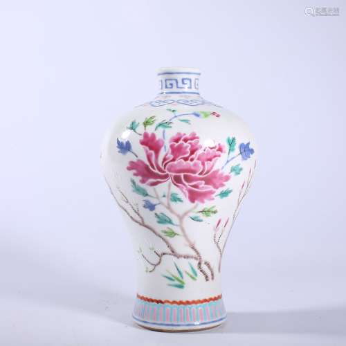 Qing-Yongzheng bucket colored plum vase