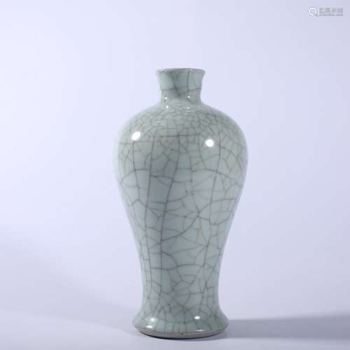 Qing Dynasty-Qianlong Imitation Official Glazed Plum Vase