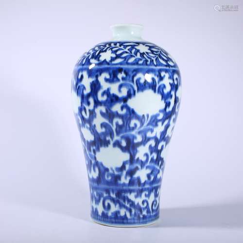 Ming Dynasty-YongLe Blue and White Plum Vase