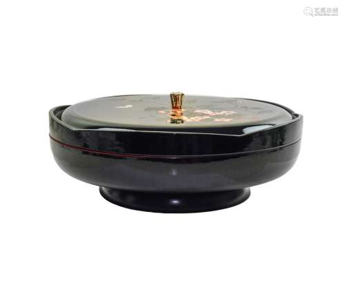 JAPANESE LACQUER SERVER /CONTAINER
