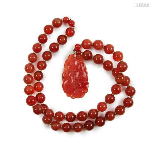 CARVED AGATE NECKLACE