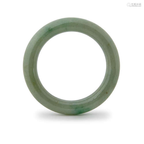 A JADE BANGLE