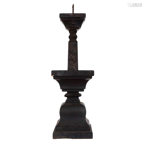 SQUARE WOOD CANDLE STICK