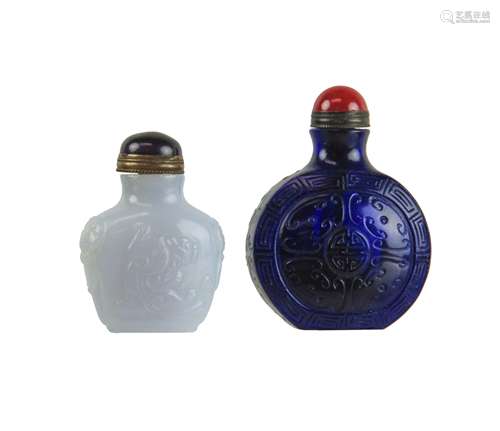 PAIR OF SNUFF PEKING GLASS BOTTLES