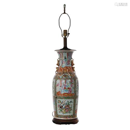 FAMILLE ROSE CANTON LAMP WITH JADE FINIAL