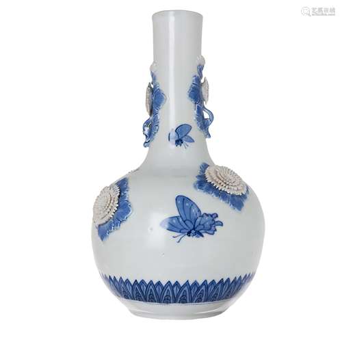 BLUE AND WHITE FLOWER VASE