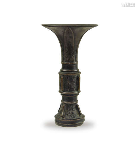 BRONZE HU VASE