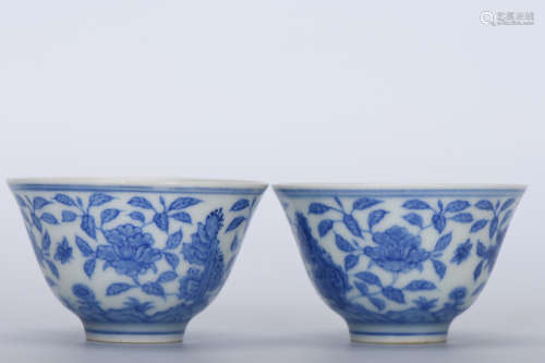 Chinese Pair Of Ming Dynasty Chenghua Blue And White Porcela...