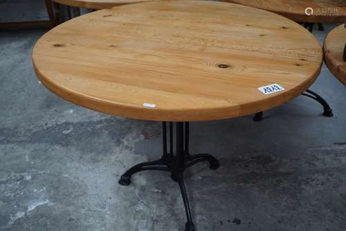 RONDE HOUTEN TAFEL