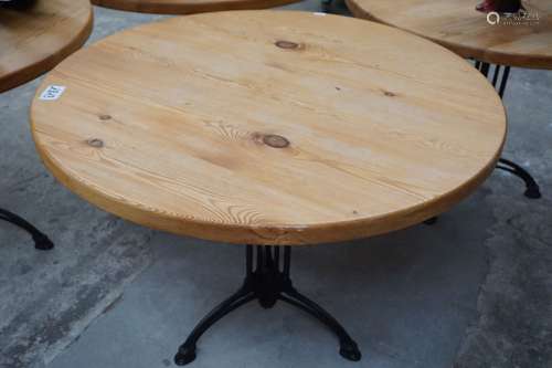 RONDE HOUTEN TAFEL