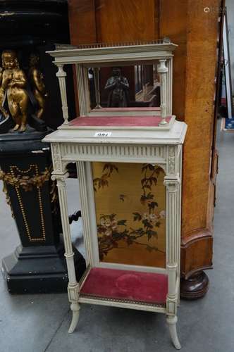 FRANSE POLYCHROME ETAGERE