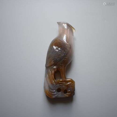 Agate carving of long tailed bird