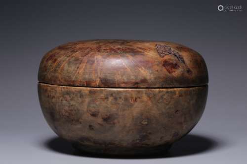 Qing Dynasty, gall wood cover box