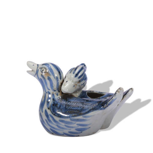 A blue and white 'Mandarin Duck' washer