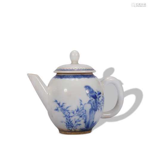 A blue and white winepot