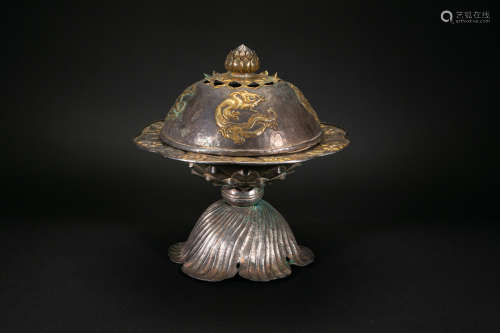 Silver gilt smoker in the Tang Dynasty