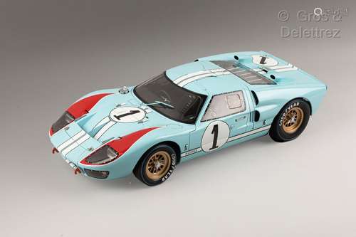 Miniature Ford GT40 MK. IIMaquette à l’échelle 1/8e en métal...