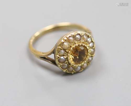 A 9ct, citrine and seed pearl set circular cluster ring,size...