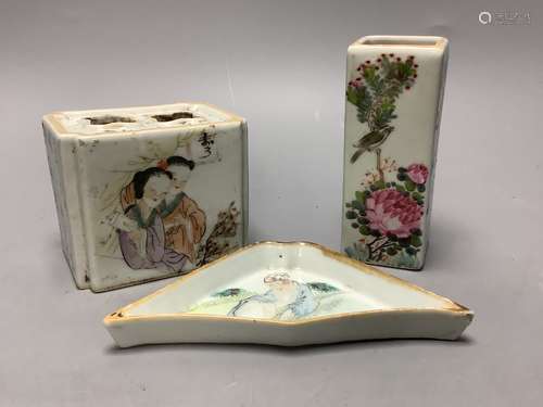 A Chinese famille rose double vase, a brushpot and a triangu...