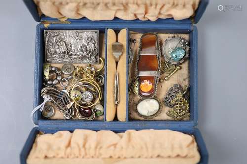 Mixed costume jewellery including paste set brooch and ameth...