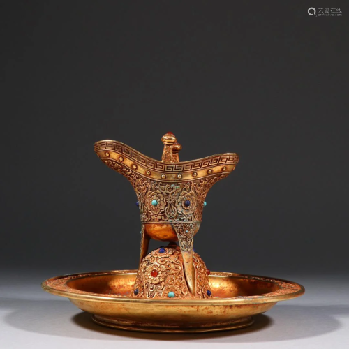 CHINESE GILT BRONZE CUP