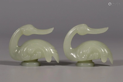 PAIR OF CHINESE HETIAN JADE HOOKS