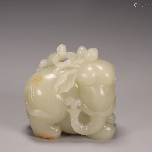 CHINESE HETIAN JADE ORNAMENT