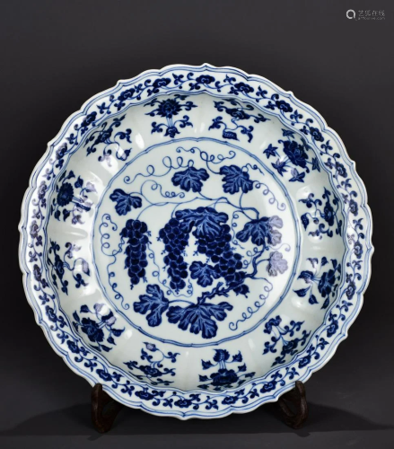 CHINESE BLUE AND WHITE PLATE,YONGLE MARK