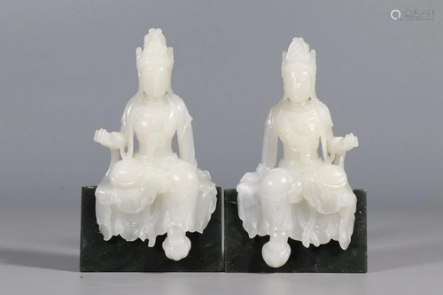 PAIR OF CHINESE HETIAN JADE GUANYINS