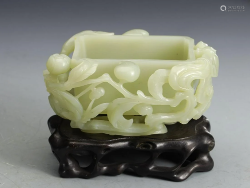 CHINESE HETIAN JADE WATER POT