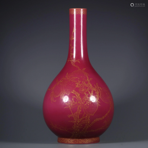 CHINESE RED GLAZED GILT VASE