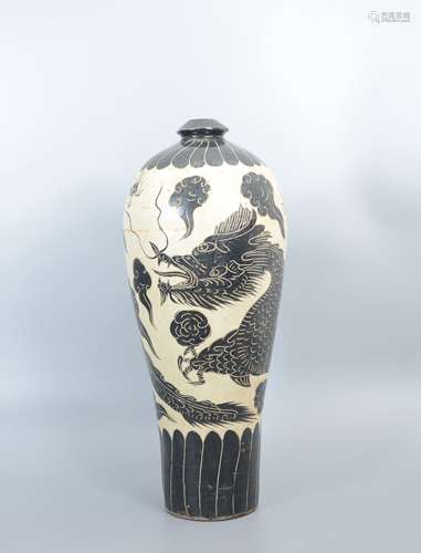 Cizhou Ware Large Meiping with Dragon Painting