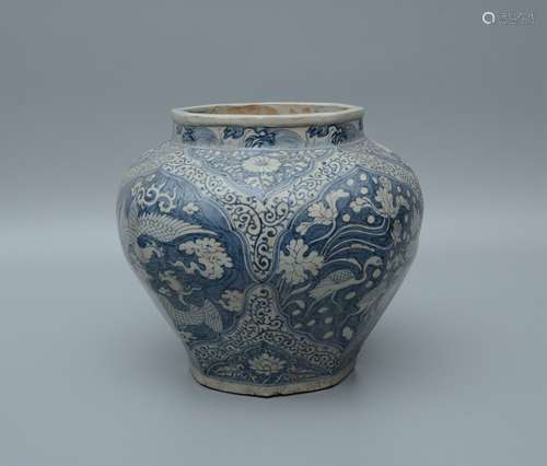 Blue and White Phoenix Octagonal Jar